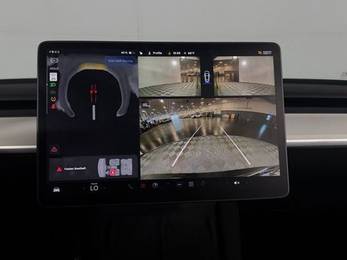 Used 2024 Tesla Model Y Performance image 18