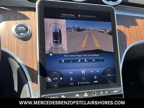 Used 2025 Mercedes-Benz C 300 4MATIC Sedan image 29