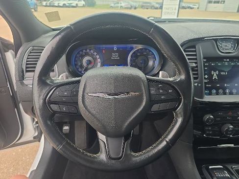 Used 2022 Chrysler 300 S w/ Comfort Group RWD image 14