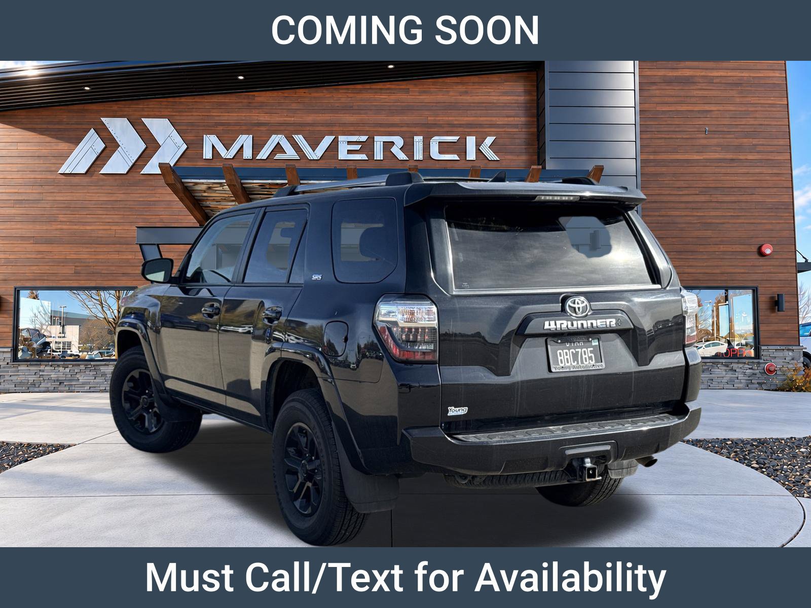 Used 2023 Toyota 4Runner SR5 AWD/4WD image 5