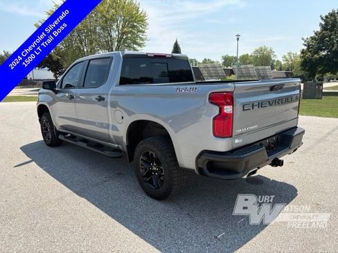 Used 2024 Chevrolet Silverado 1500 LT Trail Boss w/ Convenience Package II AWD/4WD image 4