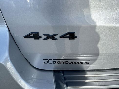 Used 2021 Jeep Grand Cherokee Laredo X image 27