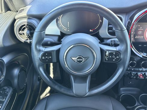 Used 2024 MINI Cooper Convertible image 25