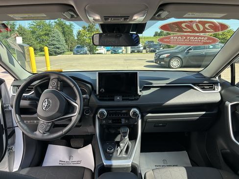 Certified 2024 Toyota RAV4 XLE w/ Convenience Package AWD/4WD image 18