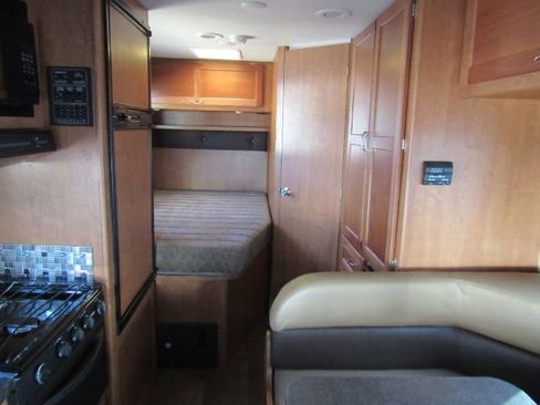 Used 2017 Ford E-450 and Econoline 450 Super Duty w/ Motorhome Prep Package image 54