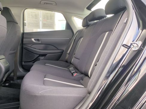 Used 2025 Hyundai Sonata SEL FWD image 13