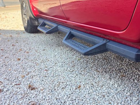 Used 2023 Nissan Frontier PRO-4X w/ Pro-4X Premium Package image 15