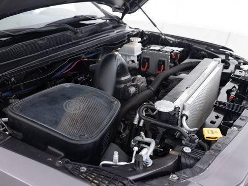 Used 2019 RAM 1500 Limited AWD/4WD image 43