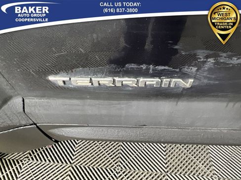 Used 2011 GMC Terrain SLT w/ Cargo Package image 29