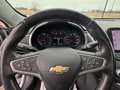 Used 2021 Chevrolet Malibu LT w/ Sport Edition image 7