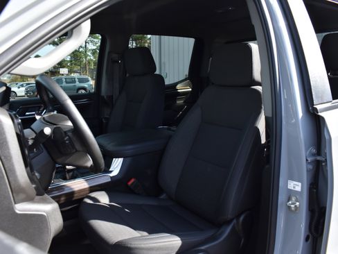 Used 2024 Chevrolet Silverado 1500 LT w/ Z71 Off-Road Package image 27