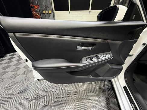 Used 2025 Nissan Sentra SV w/ All-Weather Package image 13