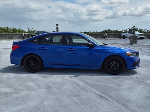 Used 2024 Honda Civic Sport image 4