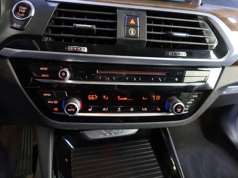 Used 2019 BMW X3 sDrive30i RWD image 24
