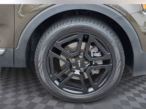 Used 2023 Kia Telluride EX X-Line image 10
