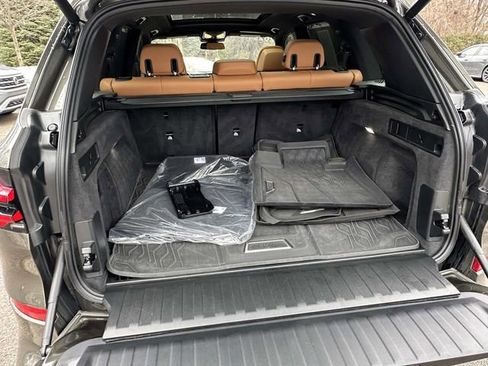 Certified 2025 BMW X5 M60i w/ Executive Package image 19