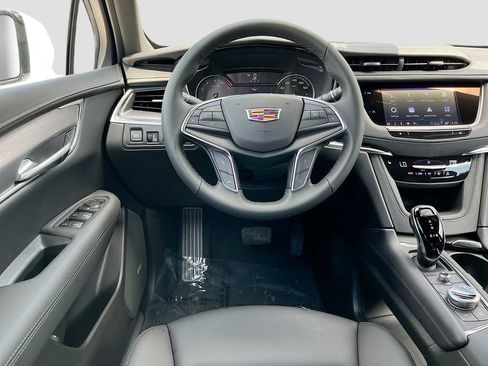 New 2026 Cadillac XT5 Luxury w/ LPO, Floor Liner Package AWD/4WD image 28