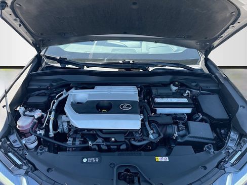 Used 2022 Lexus UX 200 FWD image 28