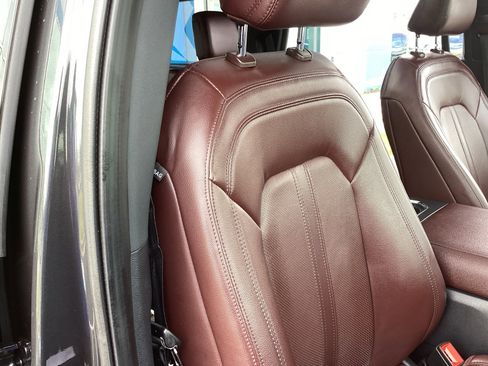 Used 2023 Ford Expedition Limited image 20