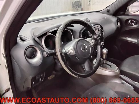 Used 2012 Nissan Juke SV AWD/4WD image 11