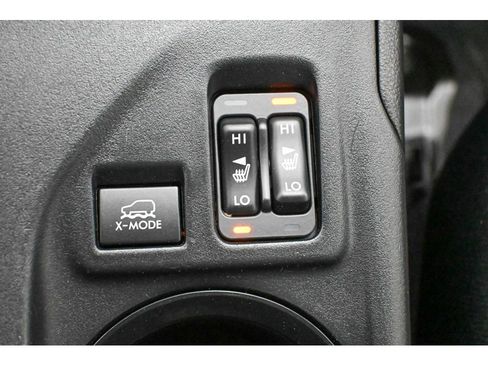 Used 2022 Subaru Crosstrek 2.0i Premium image 41