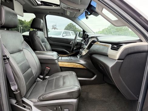 Used 2017 GMC Yukon Denali w/ Open Road Package AWD/4WD image 24