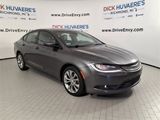 Used 2015 Chrysler 200 S w/ Comfort Group image 3