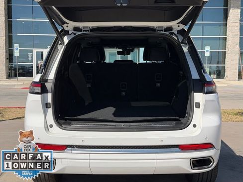 Used 2024 Jeep Grand Cherokee Summit w/ Advanced Protech Group IV image 31