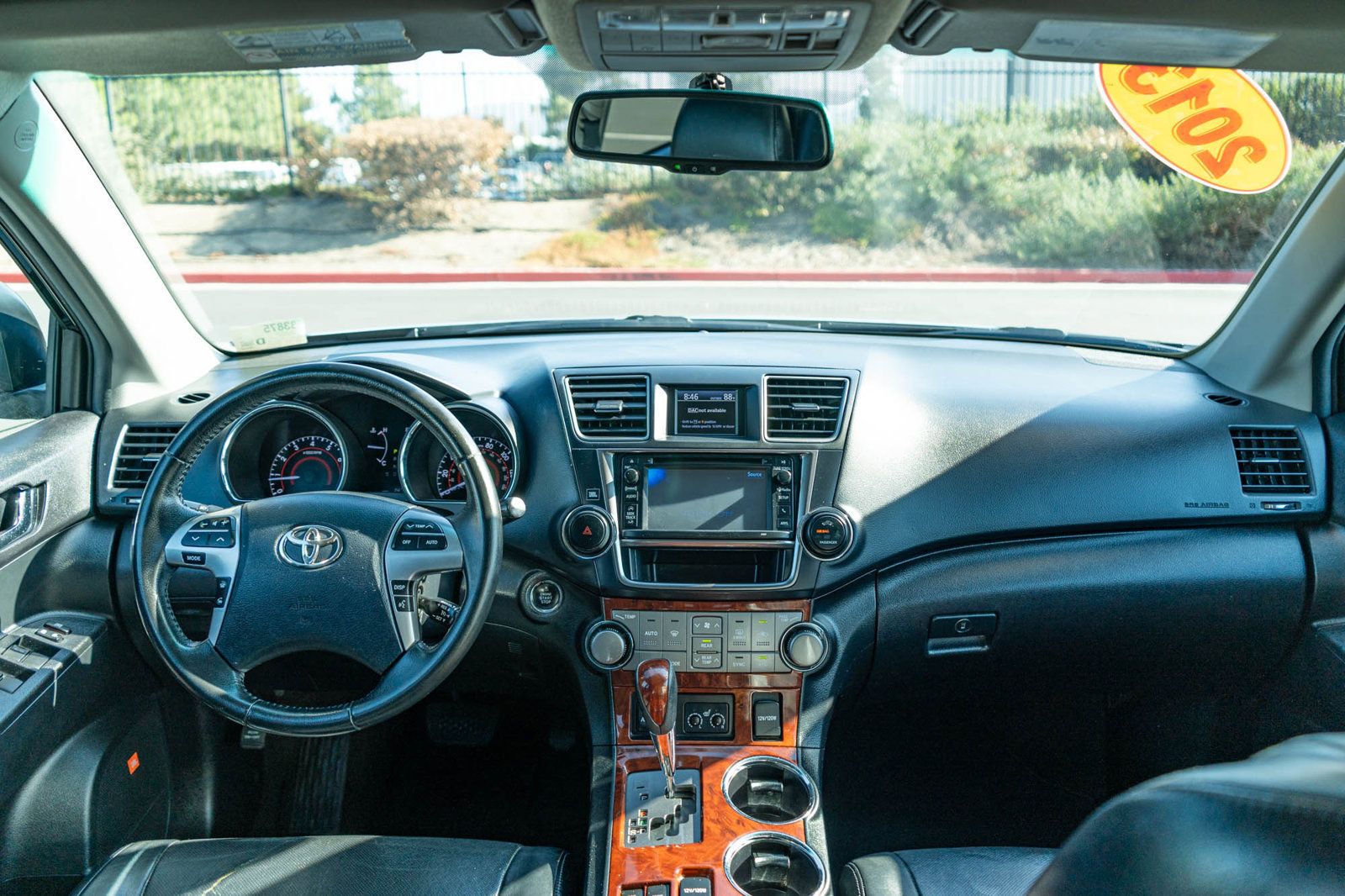 Used 2013 Toyota Highlander Limited AWD/4WD image 18