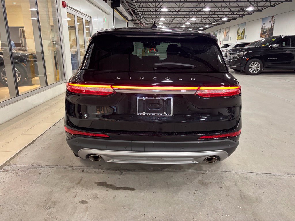 Used 2024 Lincoln Corsair AWD w/ Equipment Group 101A image 5