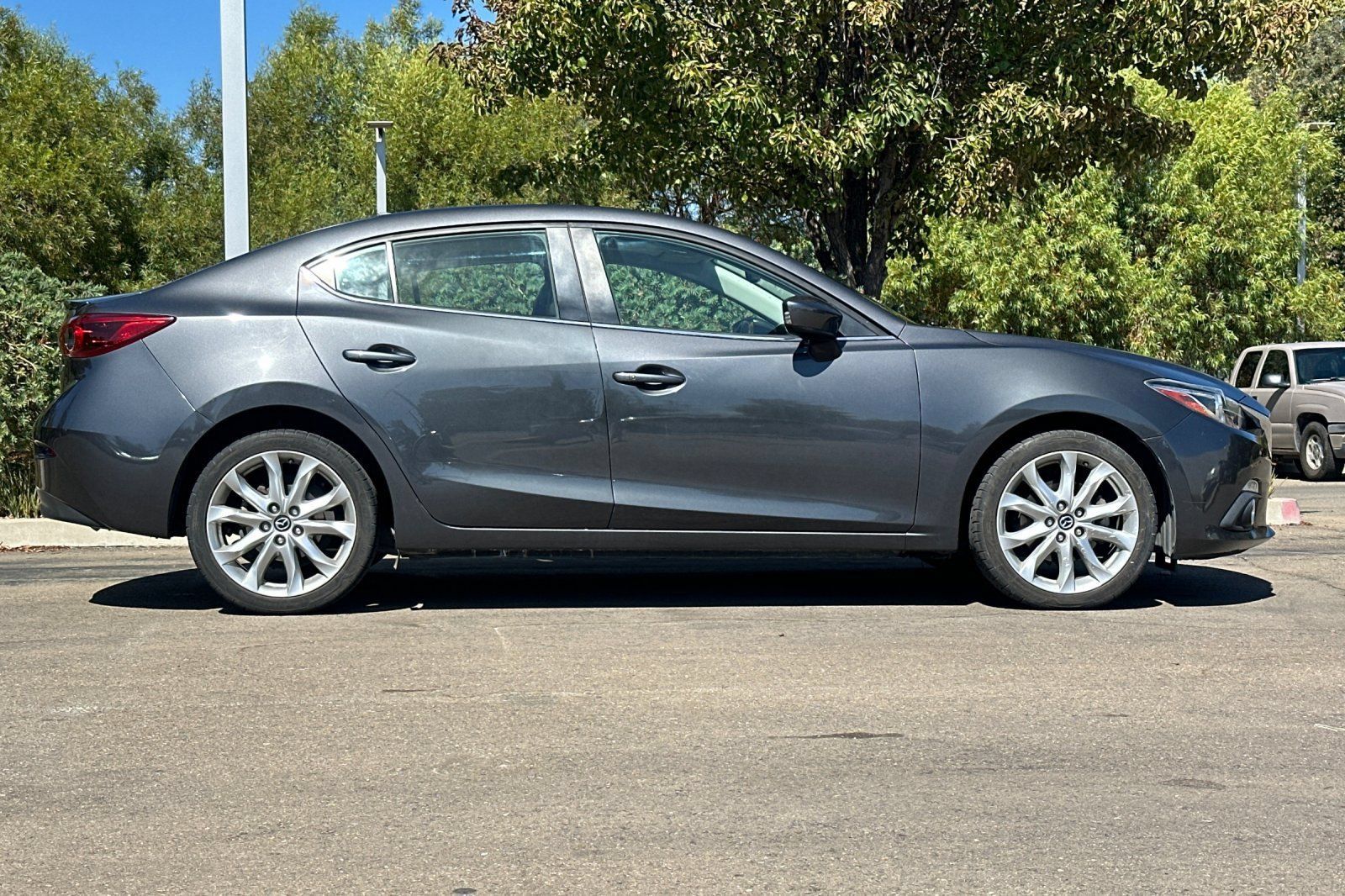 Used 2014 MAZDA MAZDA3 s Grand Touring FWD image 3