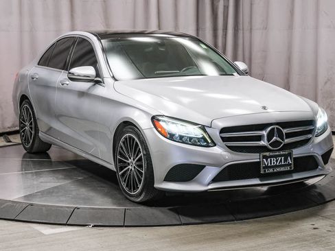 Used 2021 Mercedes-Benz C 300 Sedan image 5
