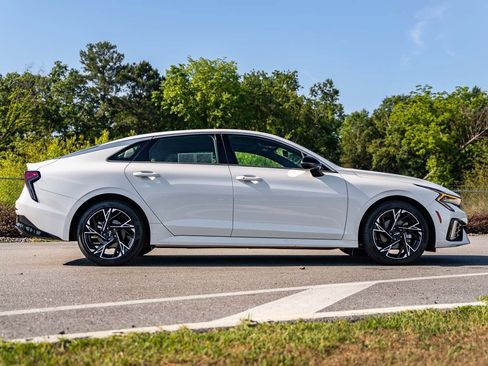 Used 2025 Kia K5 GT-Line w/ GT-Line Premium Package FWD image 8