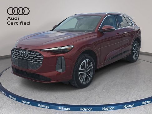 Certified 2025 Audi Q5 Premium w/ Convenience Package AWD/4WD image 1