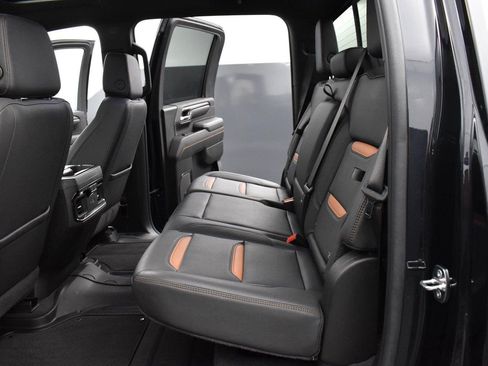 Used 2024 GMC Sierra 2500 AT4 w/ AT4 Premium Plus Package AWD/4WD image 28