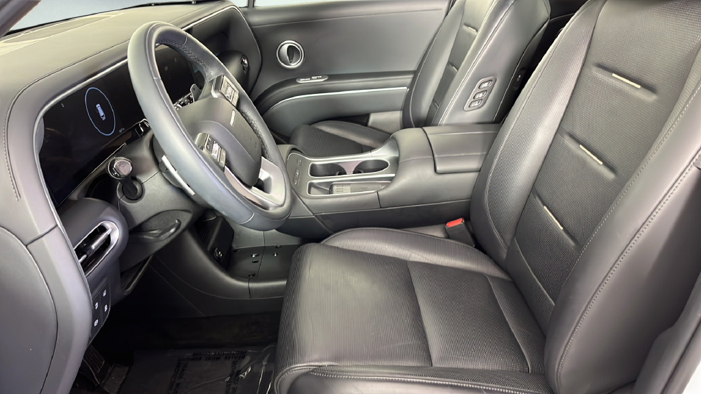 Used 2026 Hyundai Palisade Calligraphy AWD/4WD image 13