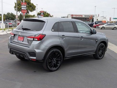 Used 2025 Mitsubishi Outlander Sport LE AWD/4WD image 8