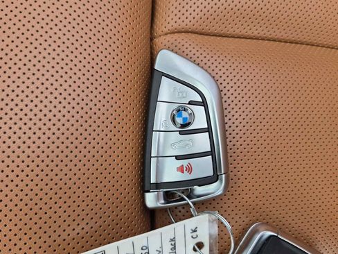 Used 2024 BMW M850i xDrive Convertible AWD/4WD image 37