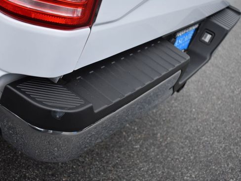 Used 2017 Ford F150 XLT w/ Equipment Group 301A Mid image 14