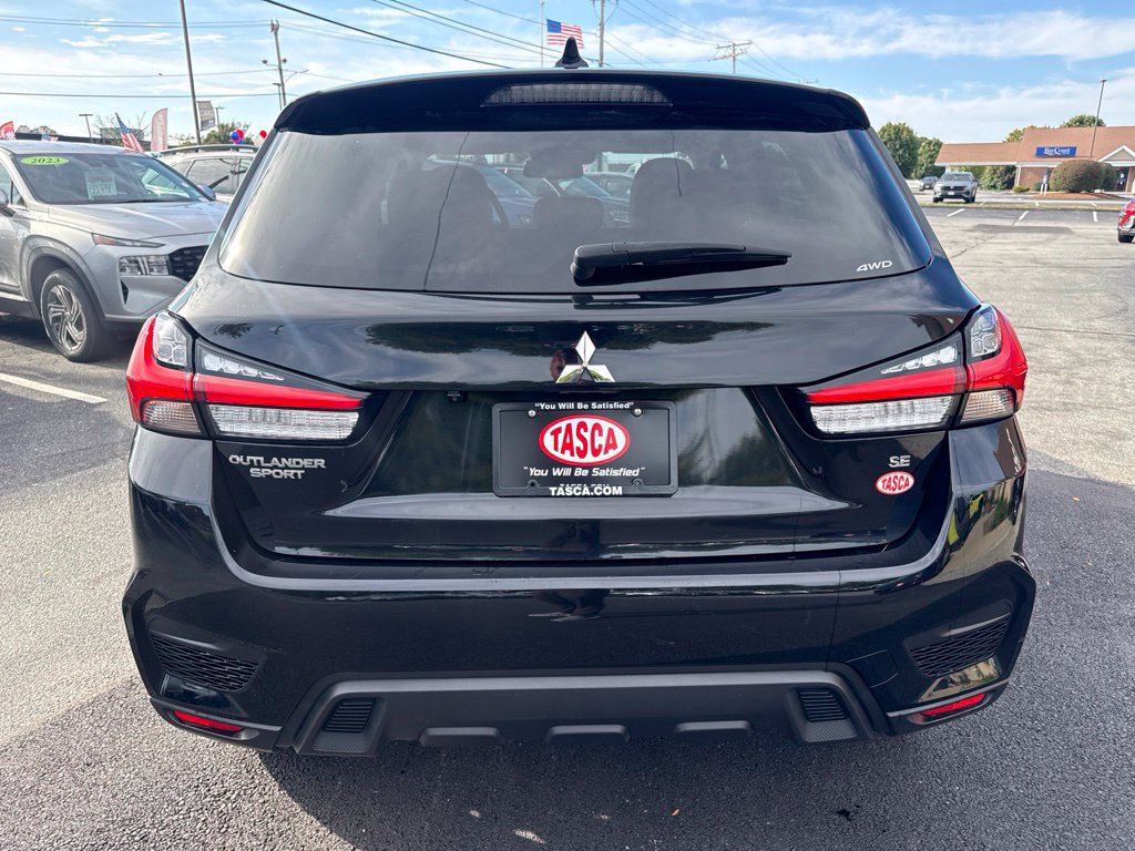 Used 2024 Mitsubishi Outlander Sport SE AWD/4WD image 6