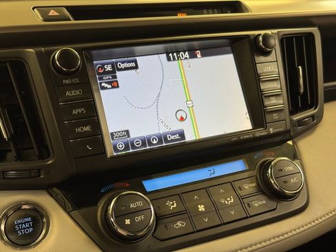 Used 2018 Toyota RAV4 Limited image 34