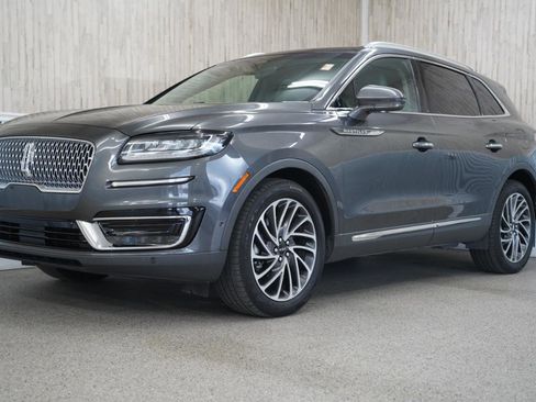 Used 2020 Lincoln Nautilus Reserve image 4