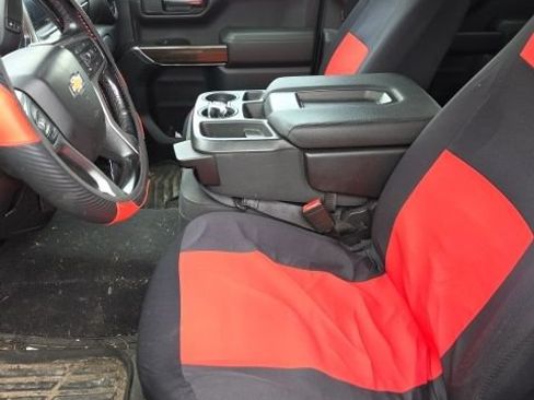 Used 2019 Chevrolet Silverado 1500 LT w/ Fleet Comfort Package AWD/4WD image 9