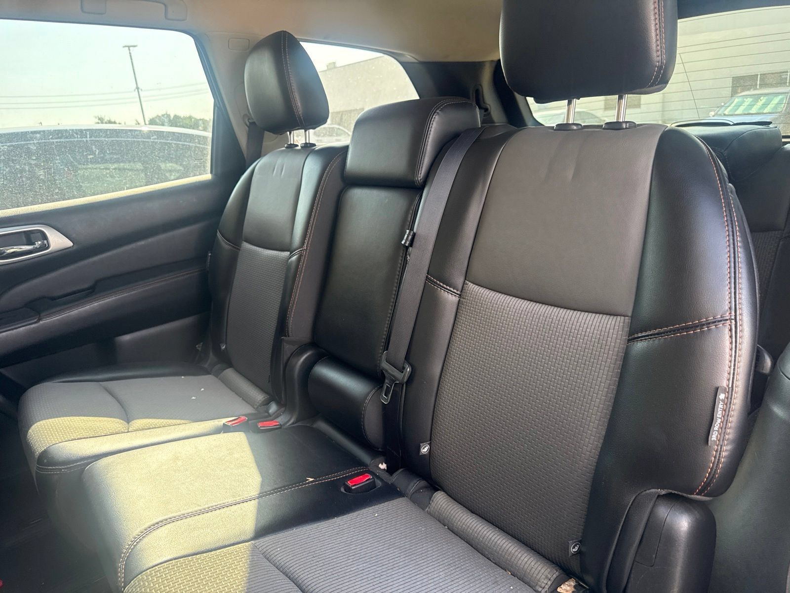 Used 2019 Nissan Pathfinder SV w/ Rock Creek Edition FWD image 10