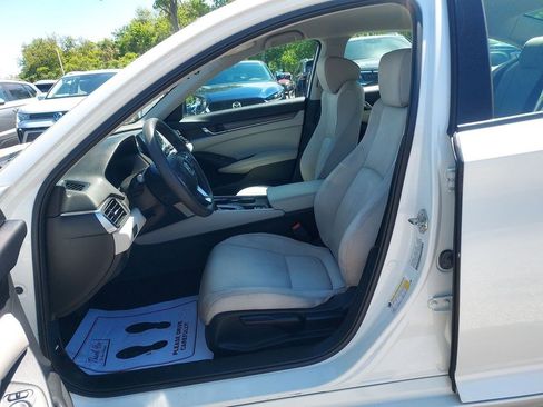 Used 2018 Honda Accord LX image 22