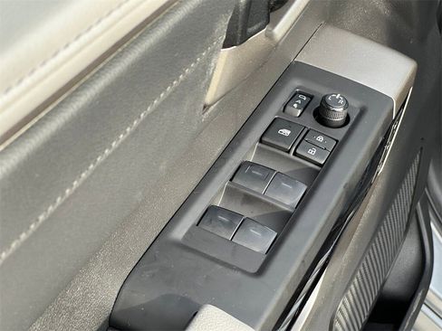 Used 2024 Toyota Tundra Limited image 23