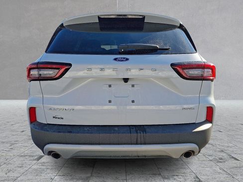 Used 2025 Ford Escape Active AWD/4WD image 6