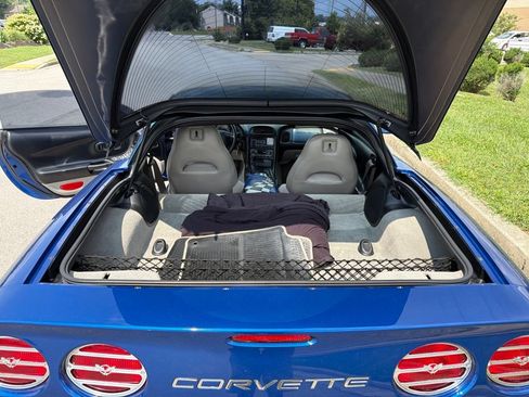 Used 2002 Chevrolet Corvette Coupe w/ Preferred Equipment Group2 RWD image 6