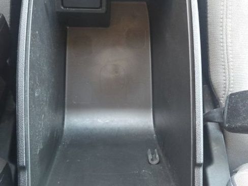 Used 2022 Ford Escape SE FWD image 33