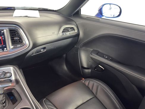 Used 2020 Dodge Challenger SRT Hellcat Redeye image 17
